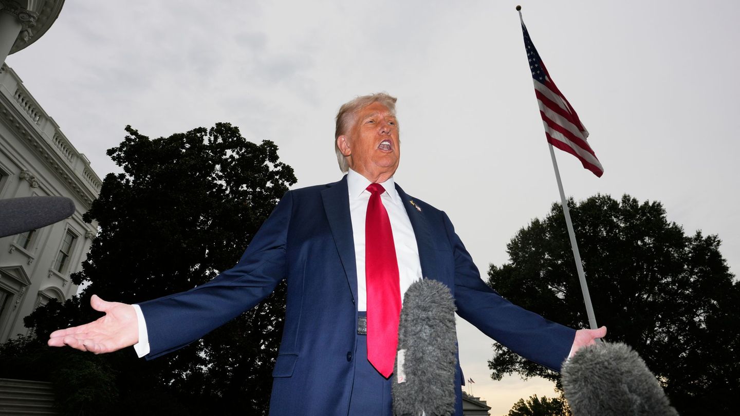 Gaza War: Trump after Hamas reaction: Israel has to stop bombing