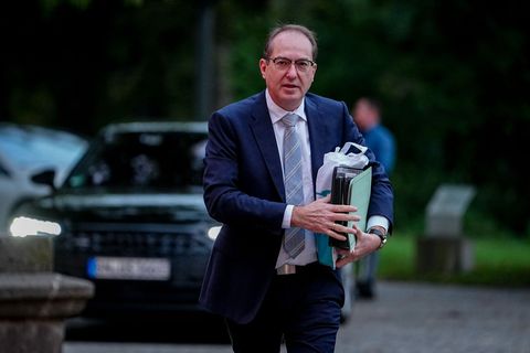 Alexander Dobrindt setzt auf eine Verschärfung der Asylpolitik. (Archivbild) Foto: Kay Nietfeld/dpa