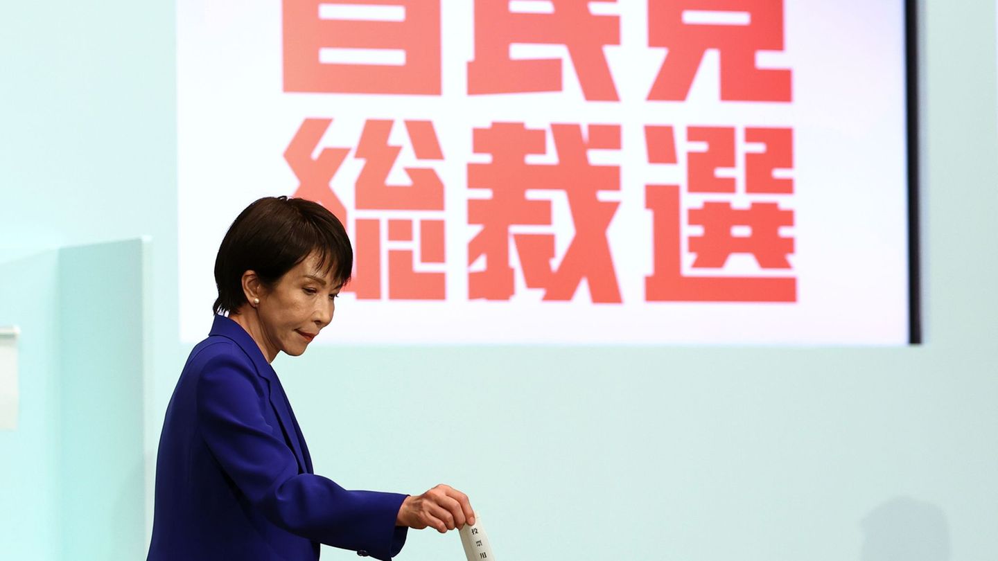 Sanae Takaichi übernimmt als erste Frau den Vorsitzt der regierenden LDP. Foto: Kim Kyung-Hoon/Pool Reuters/AP/dpa