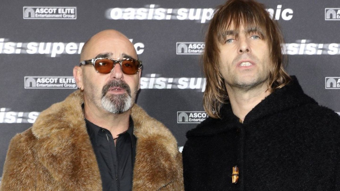 Oasis guitarist Paul “Bonehead” Arthurs: He fights against prostate cancer