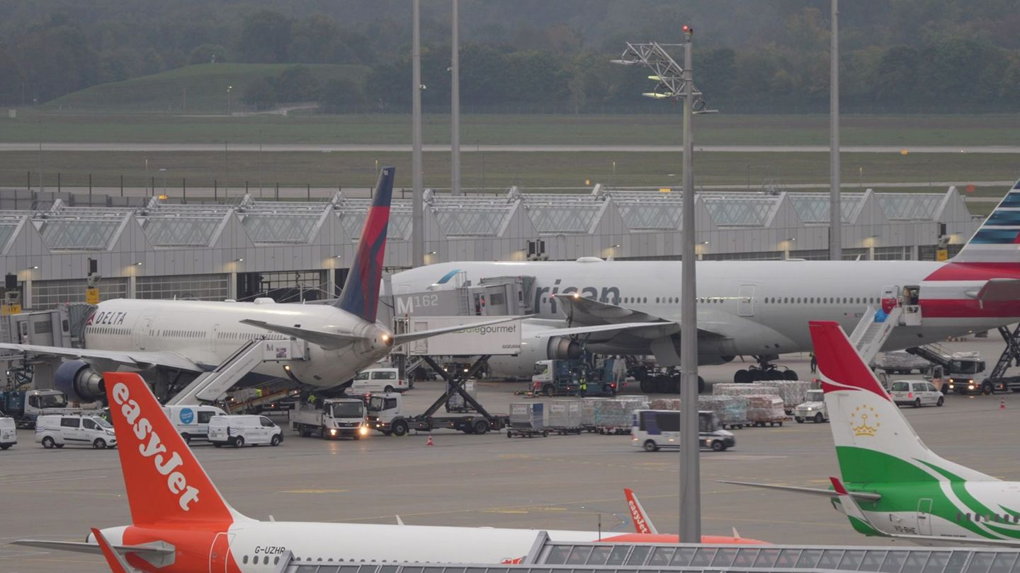 Drone incidents: debate about drone defense after incidents at the airport