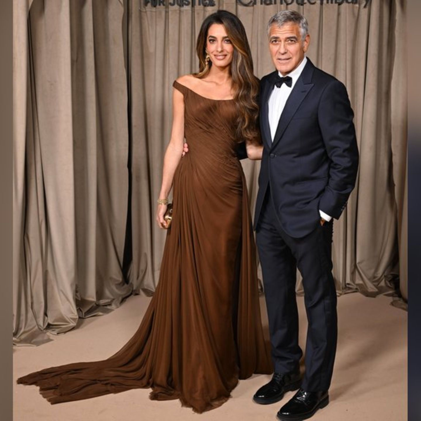 Glamouröser Auftritt in London: Amal und George Clooney.