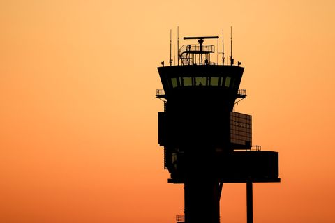 An den sächsischen Flughäfen sind dieses Jahr elf Mal Drohnen gesichtet worden. (Archivbild) Foto: Jan Woitas/dpa