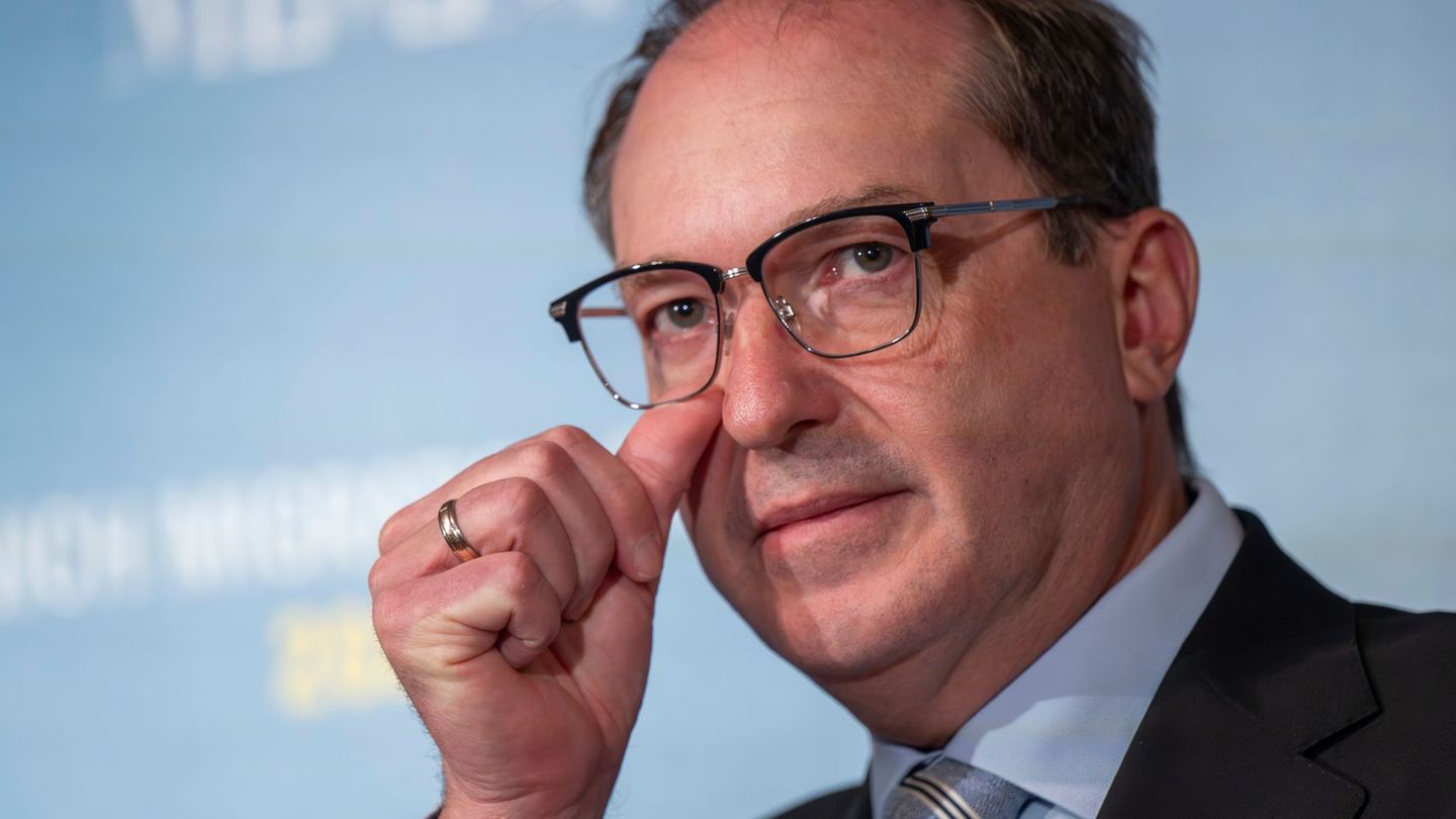 Suggestions for EU asylum policy: Dobrindt relies on Return Hubs, AI and permanent deportation