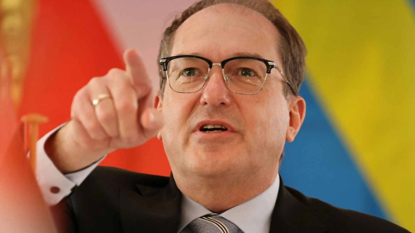 Innenminister Dobrindt