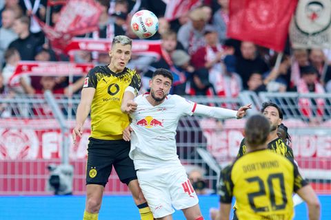 Nico Schlotterbeck ist zurück beim BVB und in der kommenden Woche auch in der Nationalmannschaft. Foto: Bernd Thissen/dpa