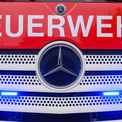 Elf Fahrzeuge der Feuerwehr waren im Einsatz. (Symbolbild) Foto: Klaus-Dietmar Gabbert/dpa