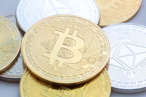 Der Bitcoin ist erstmals über die Marke von 125.000 US-Dollar gestiegen. Foto: Fernando Gutierrez-Juarez/dpa