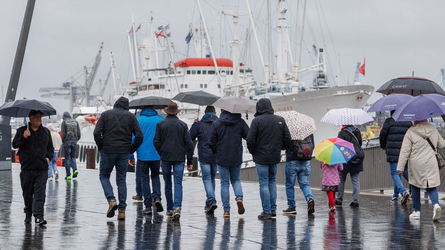 An der Nordseeküste wird eine Sturmflut erwartet. Foto: Markus Scholz/dpa