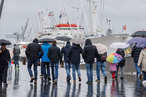 An der Nordseeküste wird eine Sturmflut erwartet. Foto: Markus Scholz/dpa