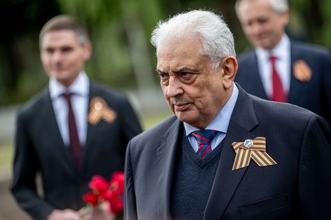 Die BSW-Fraktion im Brandenburger Landtag hat den russischen Botschafter Sergej Netschajew zu einer Ausstellungseröffnung eingel