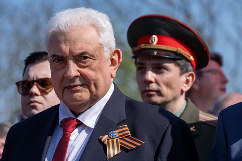 Die BSW-Fraktion im Brandenburger Landtag hat den russischen Botschafter Sergej Netschajew zu einer Ausstellungseröffnung eingel