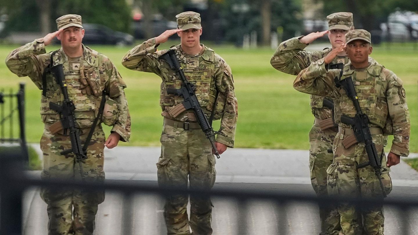 Judge stops Trump’s National Guard Use in Portland
