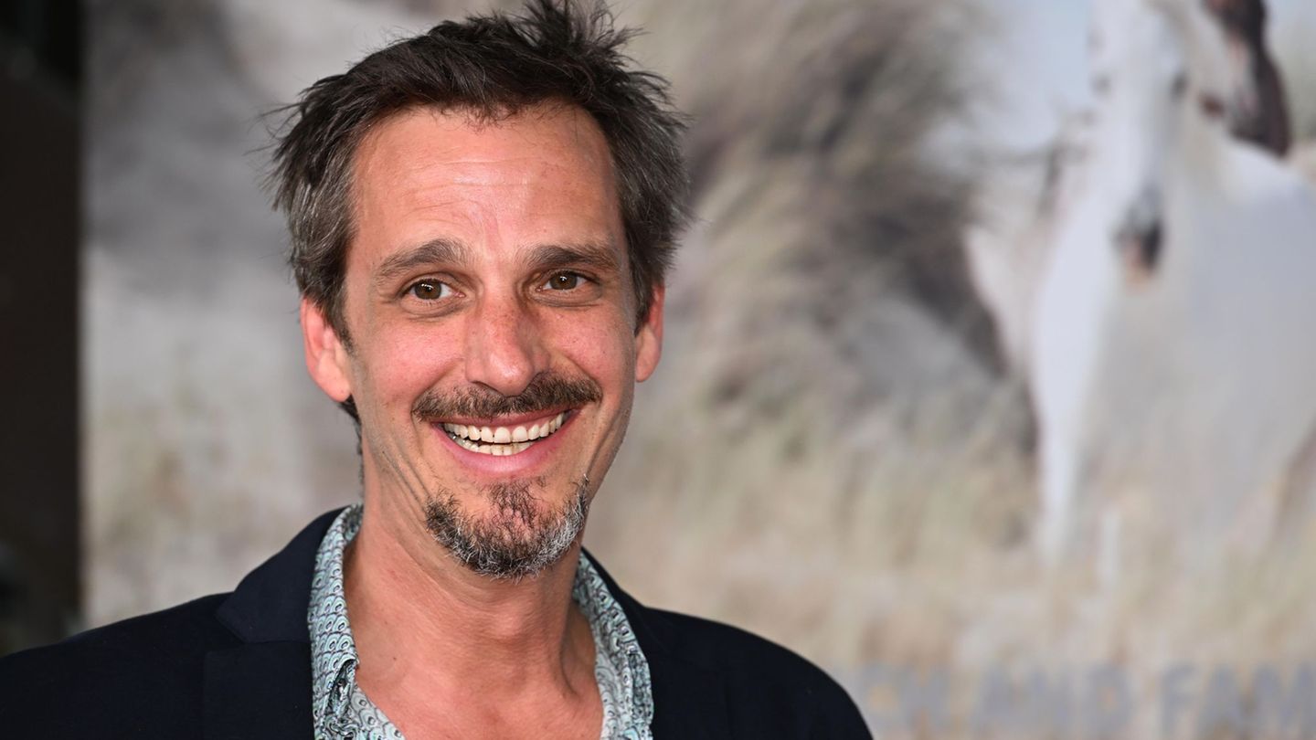 Celebrities: This school subject loved actor Max von Thun