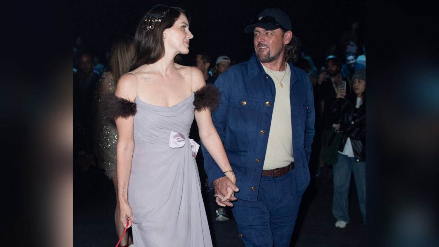 Lana del Rey: Singer is shown in Paris with husband