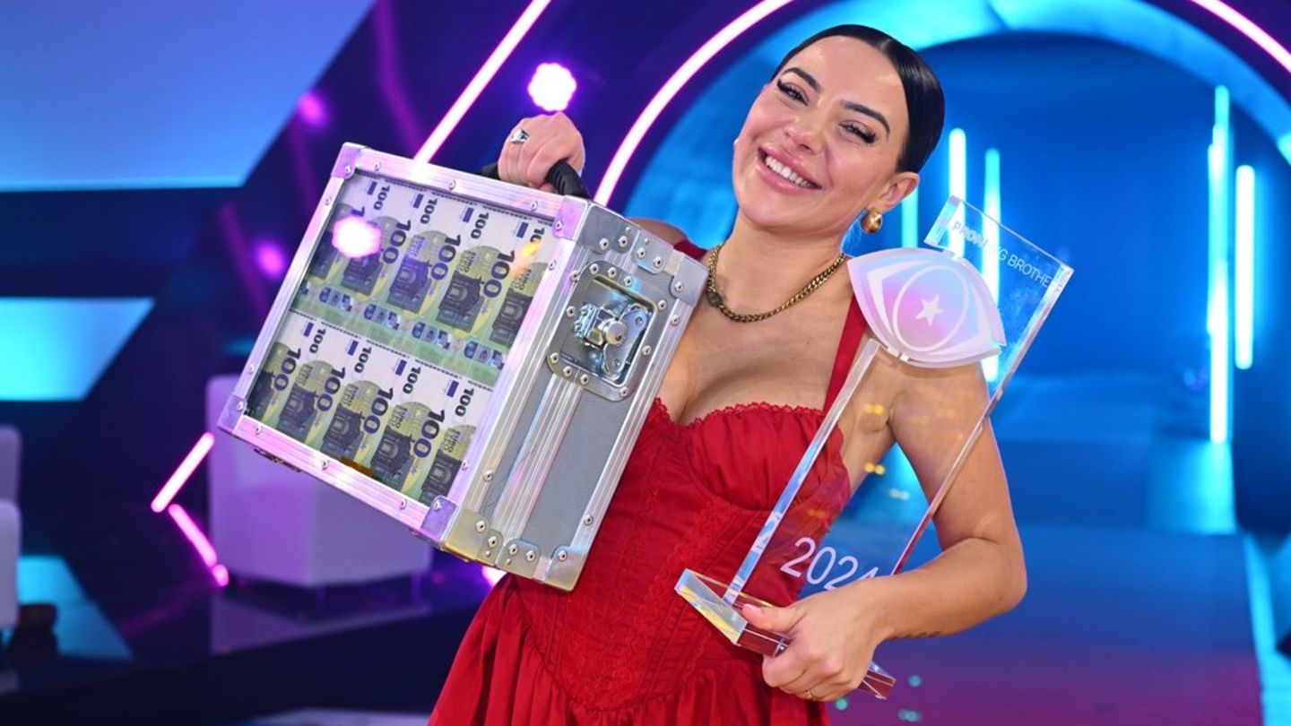 A year after her “Celebrity Big Brother” victory: What happened to Leyla Lahouar?