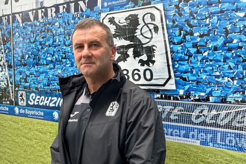 Manfred Paula, Interims-Geschäftsführer des TSV 1860 München will zeitnah den neuen Trainer bekanntgeben. (Archivbild) Foto: Chr