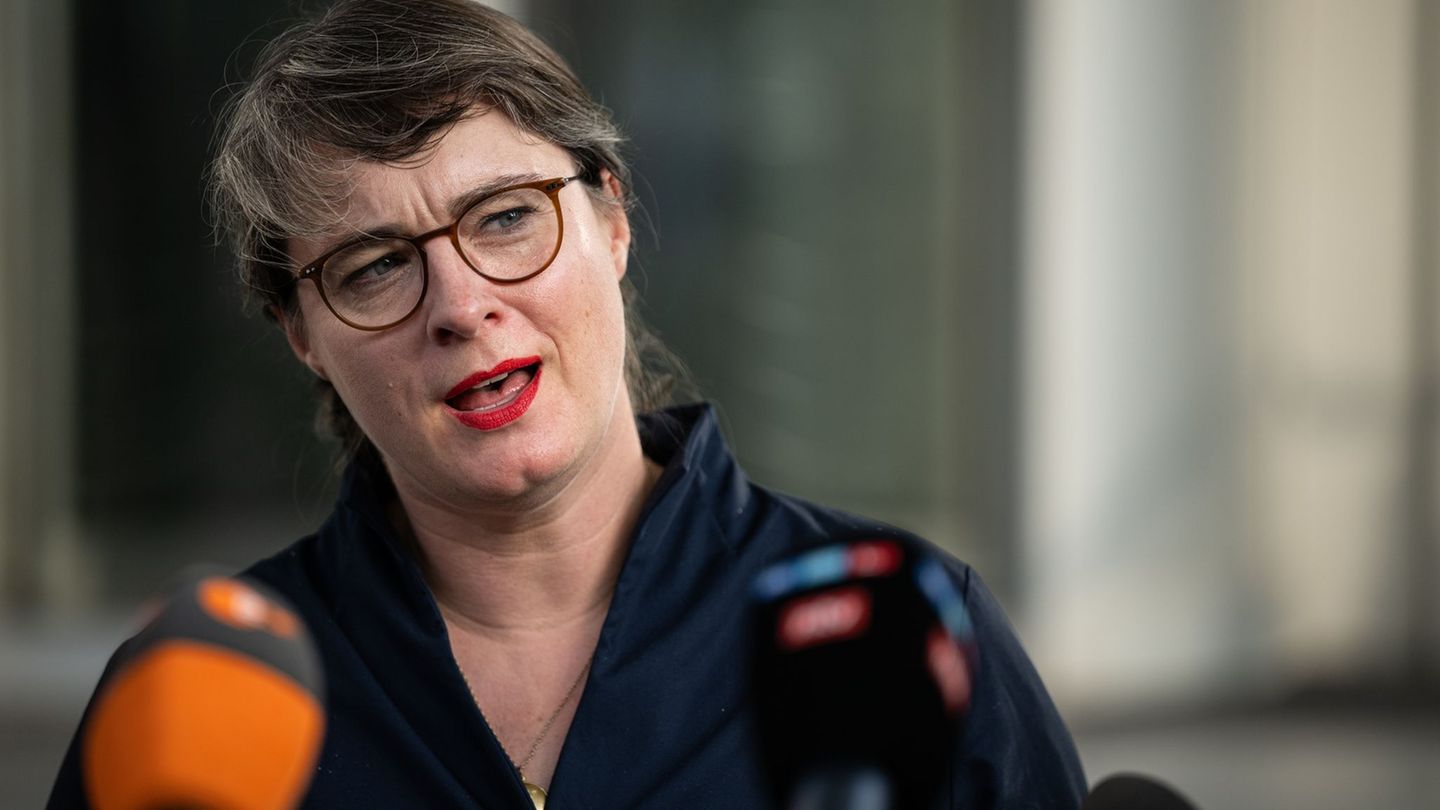 Die Linke-Abgeordnete Ulrike Große-Röthig kritisiert steigende Personal- und Sachkosten im Finanzministerium. (Archivbild) Foto:
