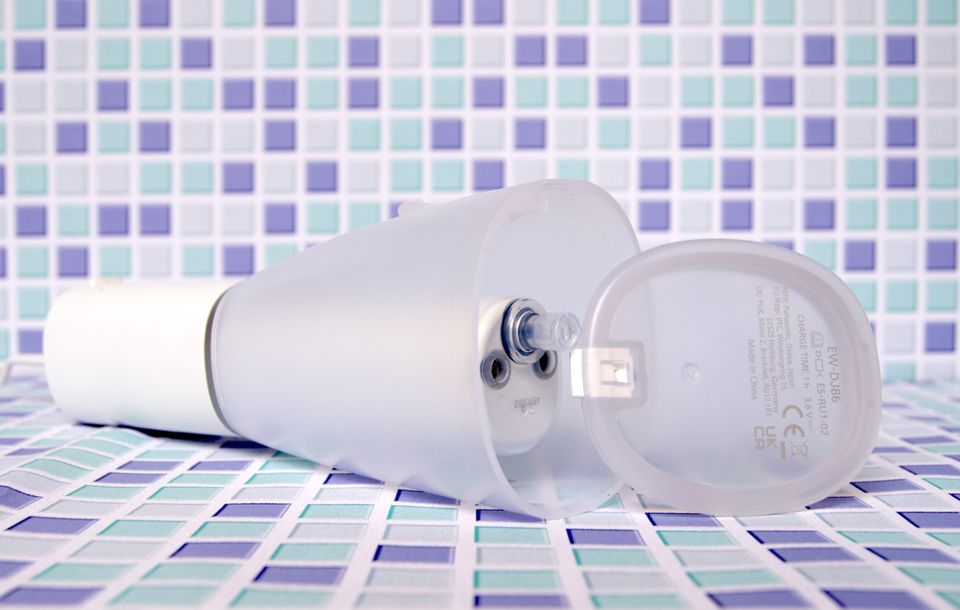 Panasonic Series 800 EW-DJ86 im stern Kaufkosmos Munddusche Test