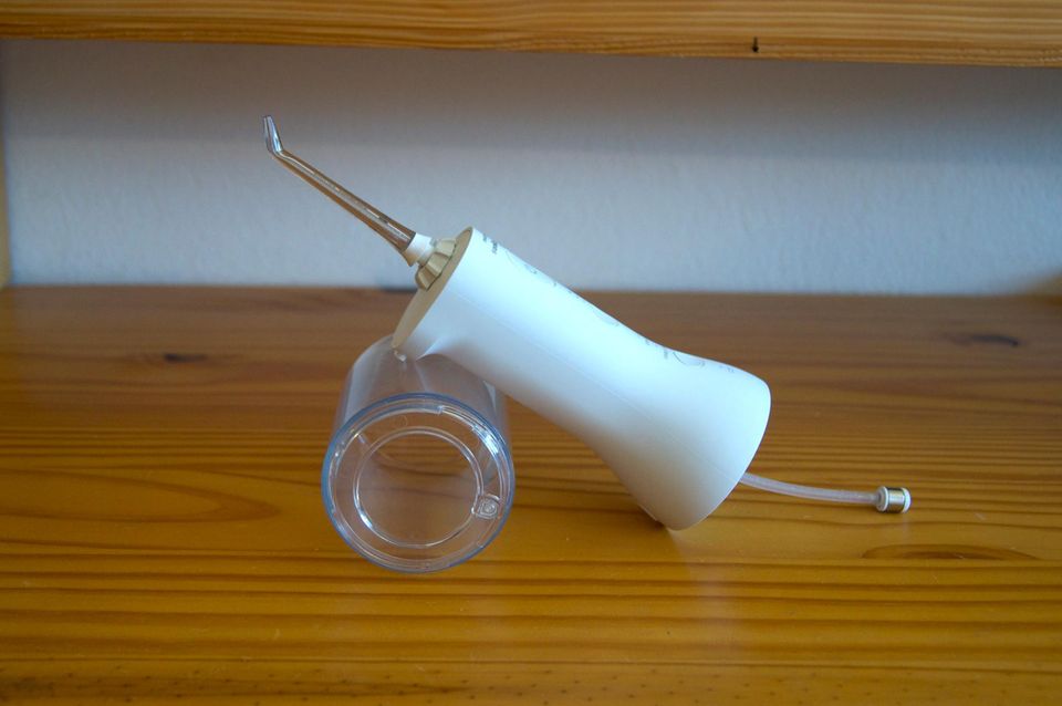 Philips Sonicare 3000 im stern Kaufkosmos Munddusche Test