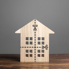 Ein Haus wird zerschnitten