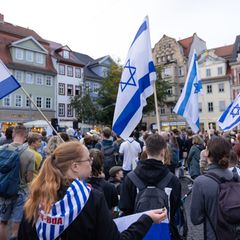 Zwei Jahre nach dem Hamas-Massaker am 7. Oktober 2023 soll in Erfurt an die der Terrororganisation weiterhin festgehaltenen isra