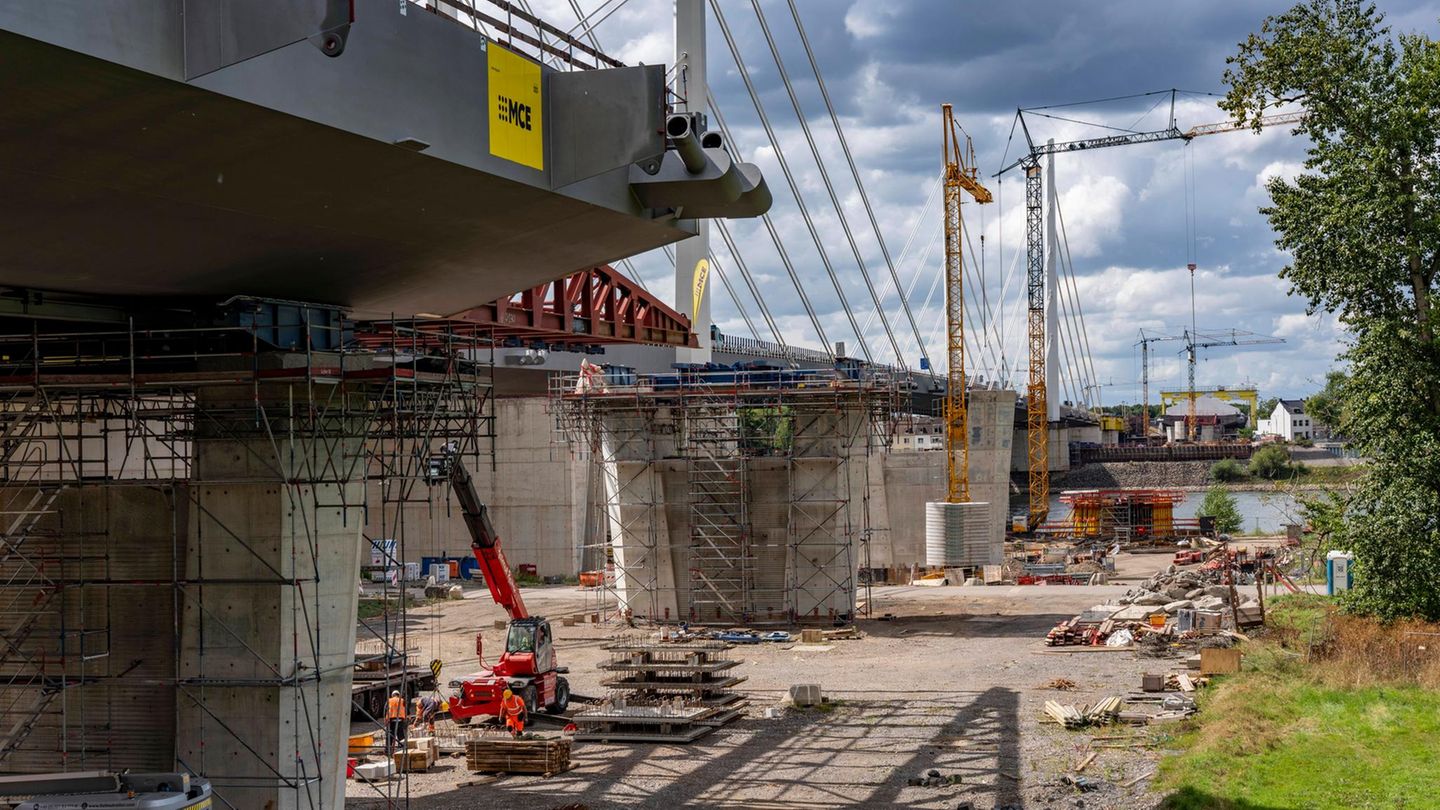 Die deutsche Wirtschaft ist eine Großbaustelle, meint ein von Bundeswirtschaftsministerin Katharina Reiche eingesetzte Beratergremium.