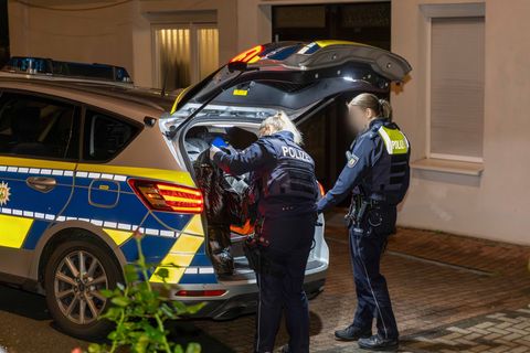 Der mutmaßliche Täter soll noch am Montag vor einen Haftrichter kommen. Foto: Justin Brosch/dpa