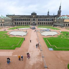 Der Innenhof des berühmten Dresdner Zwingers wird seit 2021 saniert. Foto: Robert Michael/dpa