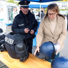 Niedersachsens Innenministerin Behrens: Handlungssicherheit mit Dienstwaffen kommt nicht von allein, es braucht kontinuierliches