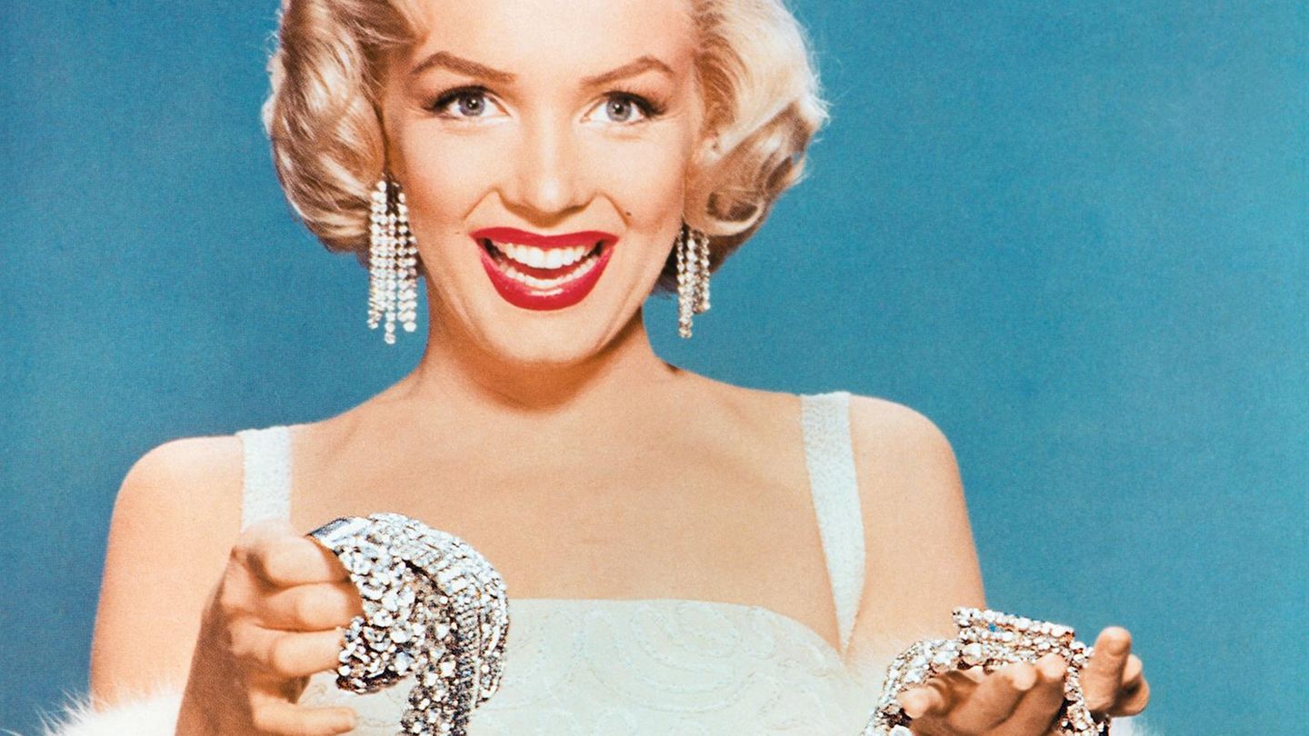 Bildband-Costume-Jewelry-Nicht-kleckern-sondern-klotzen-die-coolsten-Klunker-des-20-Jahrhunderts