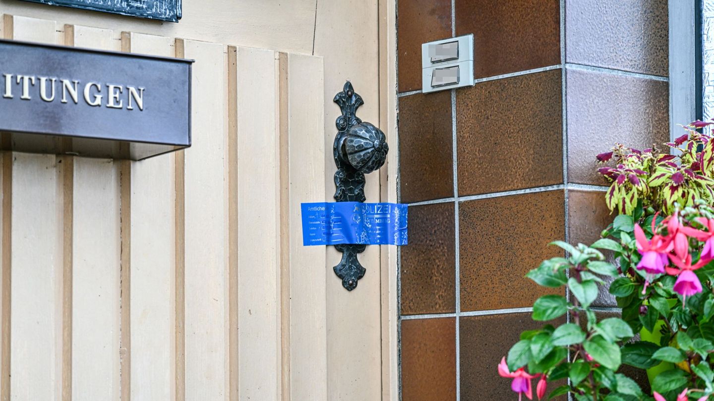 In einem Haus in Ellwangen soll eine Frau ihren Ehemann getötet haben. Foto: Jason Tschepljakow/dpa