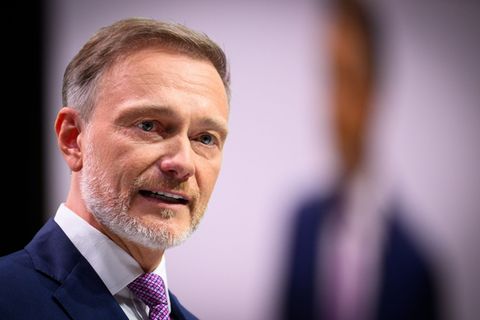 Ex-FDP-Chef Christian Lindner strebt in die Wirtschaft. (Archivbild) Foto: Bernd von Jutrczenka/dpa