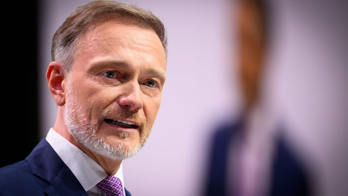 Ex-FDP-Chef Christian Lindner strebt in die Wirtschaft. (Archivbild) Foto: Bernd von Jutrczenka/dpa