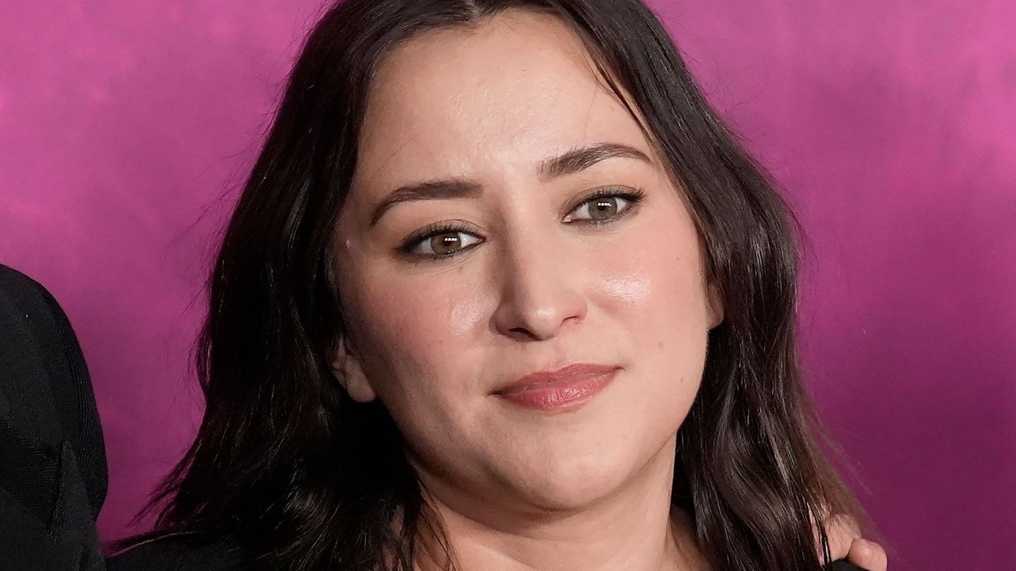 People: Zelda Williams indignantly about AI videos by Totem Father Robin