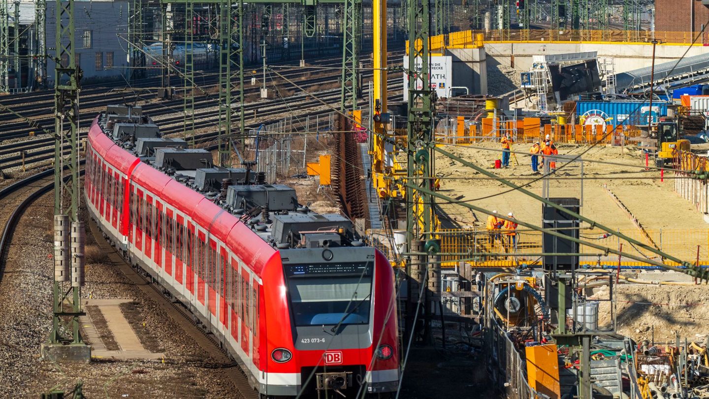 Im Herbst wird viel gebaut auf Münchens S-Bahn-Strecken. (Archivbild) Foto: Peter Kneffel/dpa