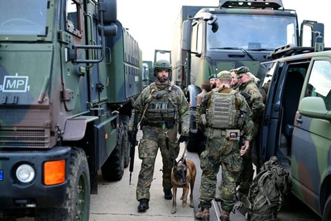 Soldaten bei Übung in Hamburg