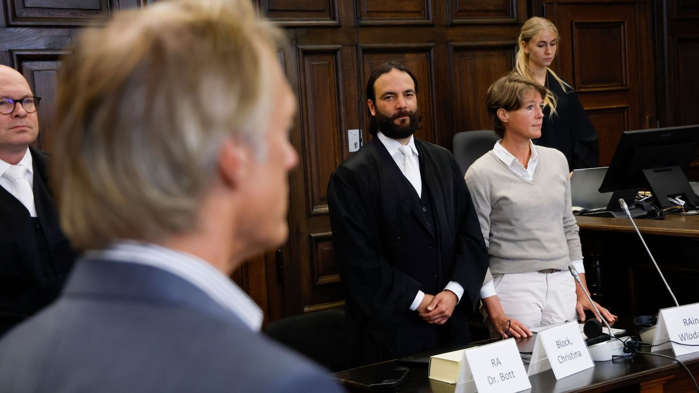 Der Verteidiger von Christina Block wies die Vorwürfe der Nebenklage zurück. Foto: Georg Wendt/dpa Pool/dpa