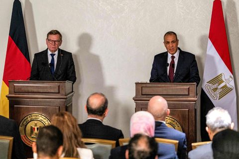 Außenminister Wadephul (links) und sein ägyptischer Kollege Abdelatty am Dienstag bei ihrer Pressekonferenz in Kairo