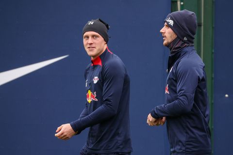 Xaver Schlager (l) und Timo Werner sind mit Kevin Kampl zurück im Mannschaftstraining von RB Leipzig.(Archivbild) Foto: Jan Woit