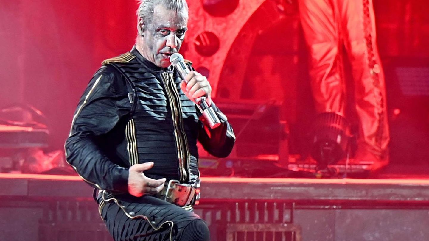 Lindemann ist als Ehrengast zum Leipziger Opernball eingeladen (Archvbild) Foto: Malte Krudewig/dpa