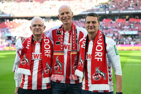 Ulf Sobek (r) will sich komplett auf den 1. FC Köln konzentrieren. (Archivbild) Foto: Federico Gambarini/dpa