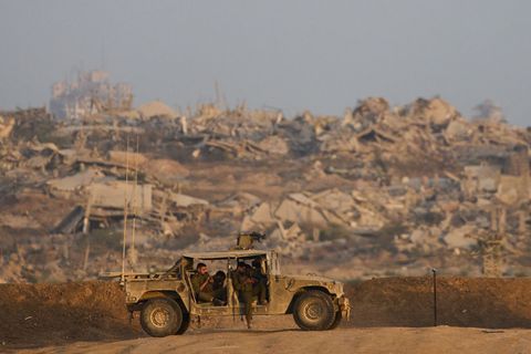 Bei den Gesprächen in Scharm el Scheich gibt es im Gaza-Krieg erneut etwas Hoffnung. Foto: Ariel Schalit/AP/dpa