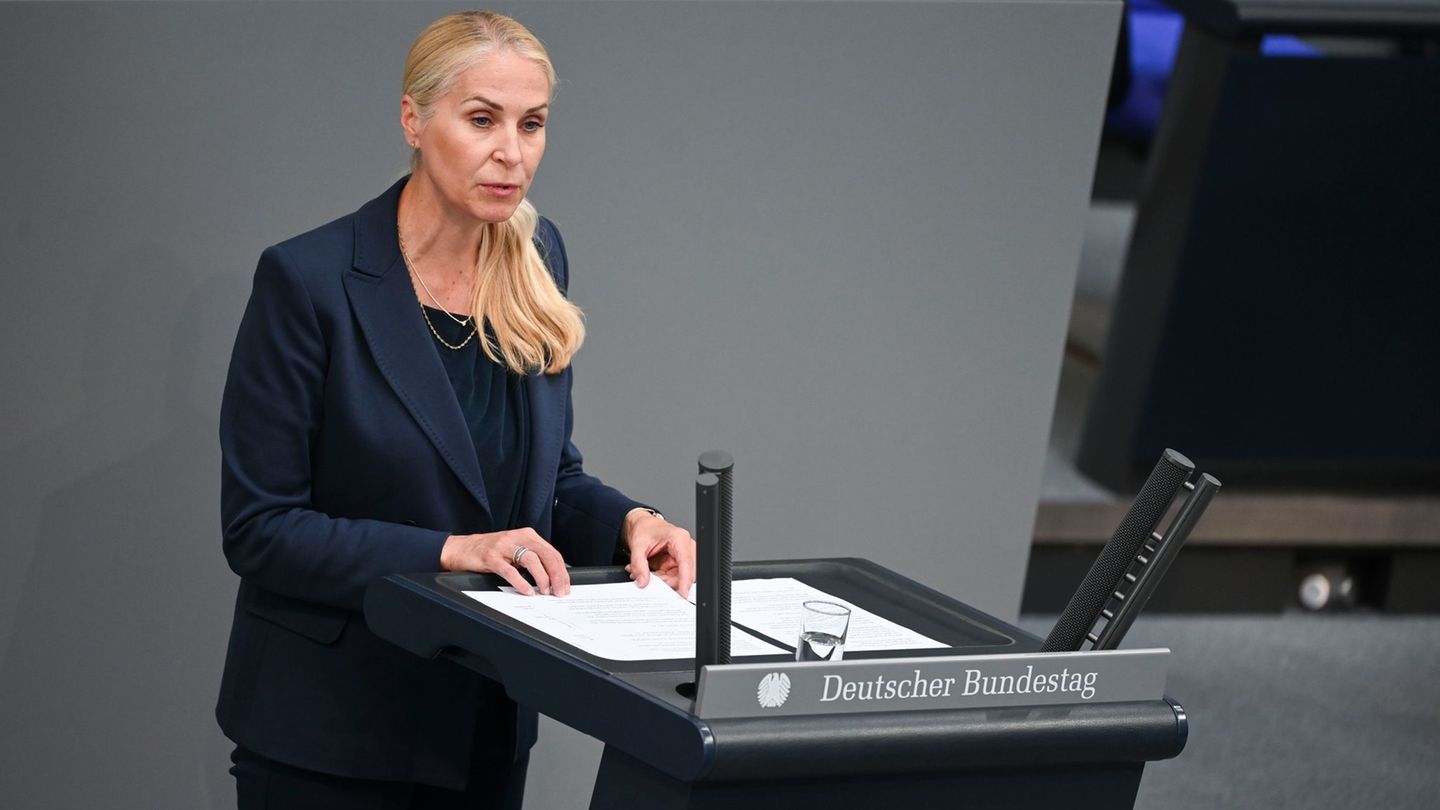 Katja Strauss-Köster (CDU) war 16 Jahre lang Bürgermeisterin von Herdecke. Foto: Katharina Kausche/dpa