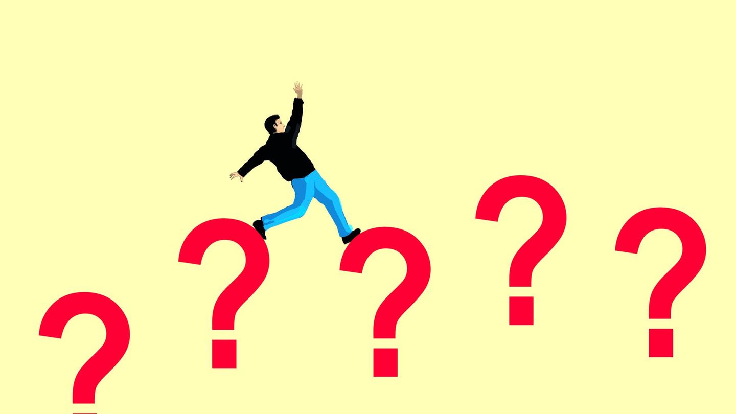 Symbolbild Quiz: Eine Mann-Comicfigur springt von einem überdimensionalen Fragezeichen zum nächsten