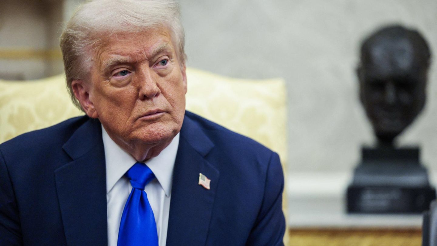 Donald Trump im Oval Office