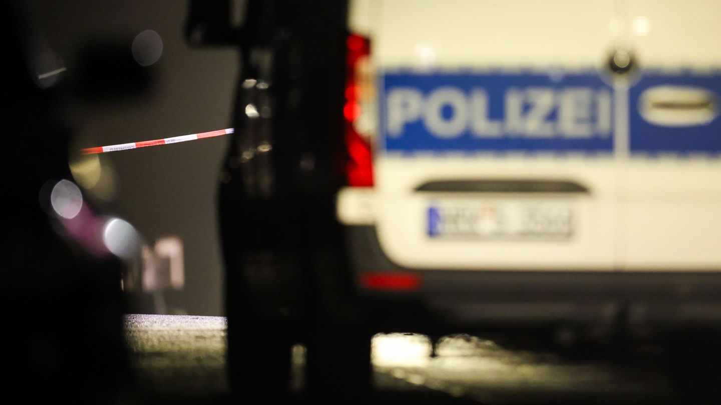 Zeitweise ist die A2 Richtung Magdeburg für den nächtlichen Verkehr voll gesperrt. (Symbolbild) Foto: Christoph Reichwein/dpa