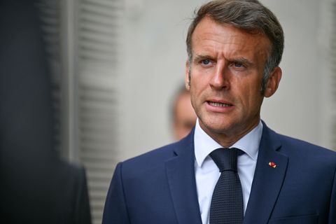 Macron muss entscheiden, ob er Neuwahlen ausruft oder ob es einen anderen Ausweg aus der Regierungskrise gibt (Archivbild). Foto
