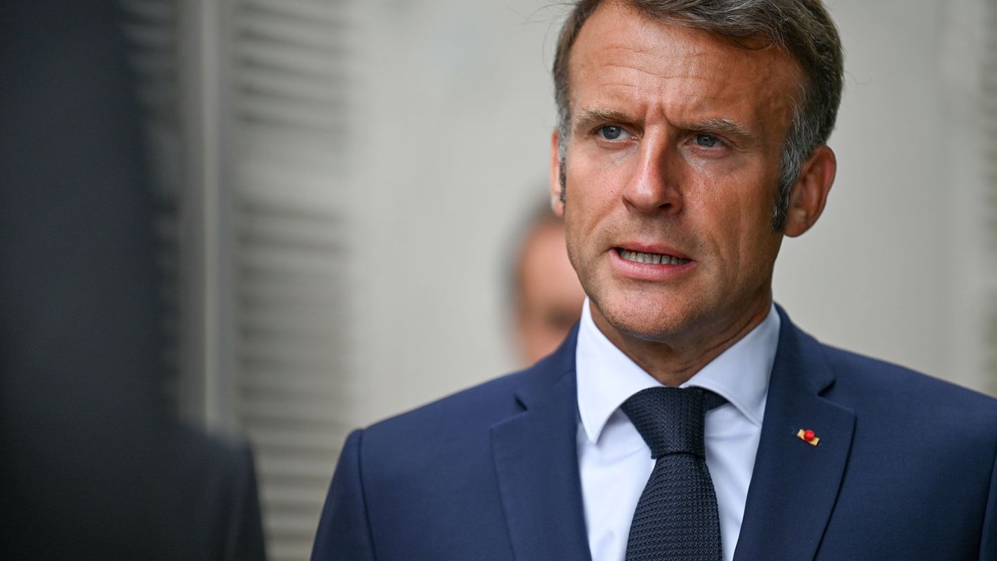 Macron muss entscheiden, ob er Neuwahlen ausruft oder ob es einen anderen Ausweg aus der Regierungskrise gibt (Archivbild). Foto