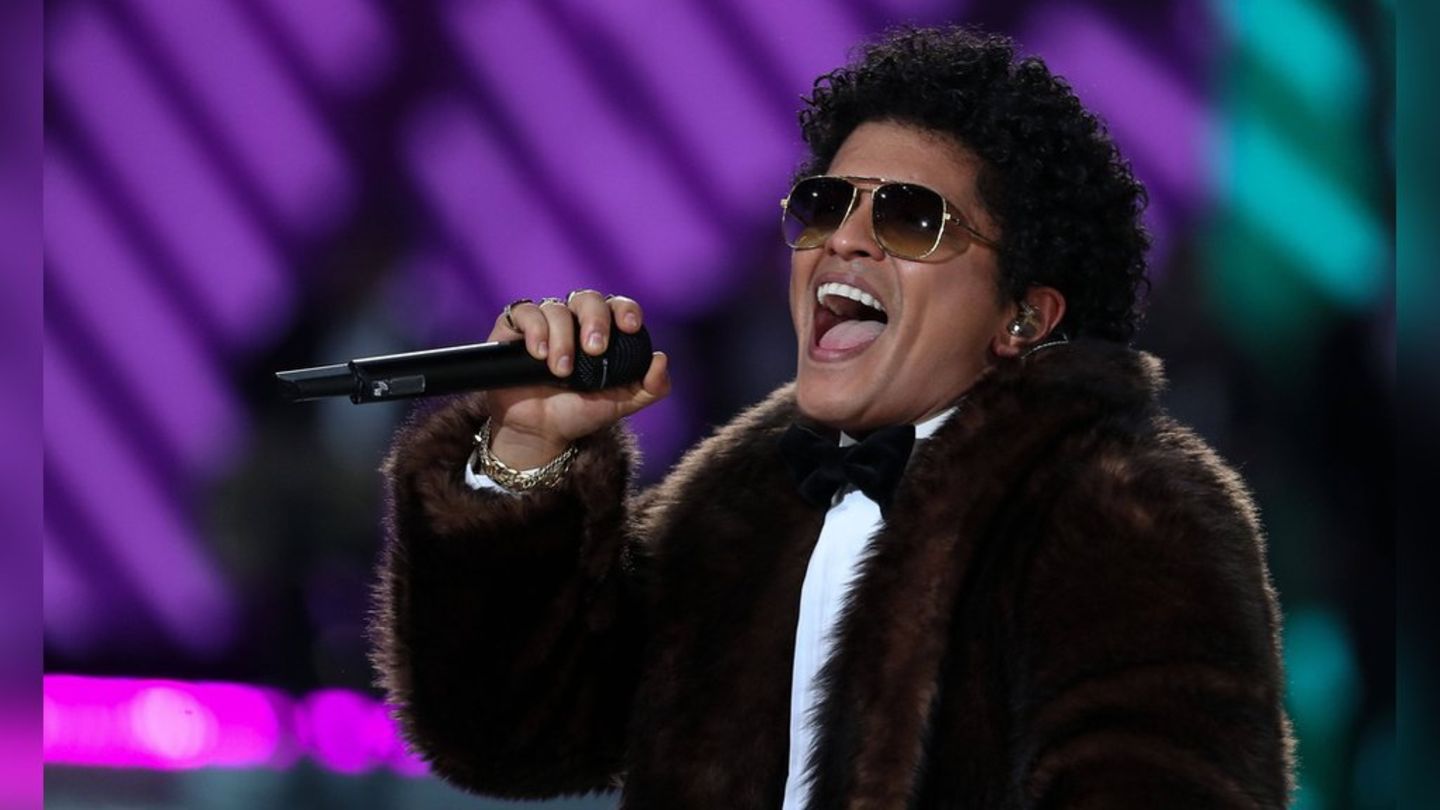 Bruno Mars’ 40th birthday: He started his career as an Elvis impersonator